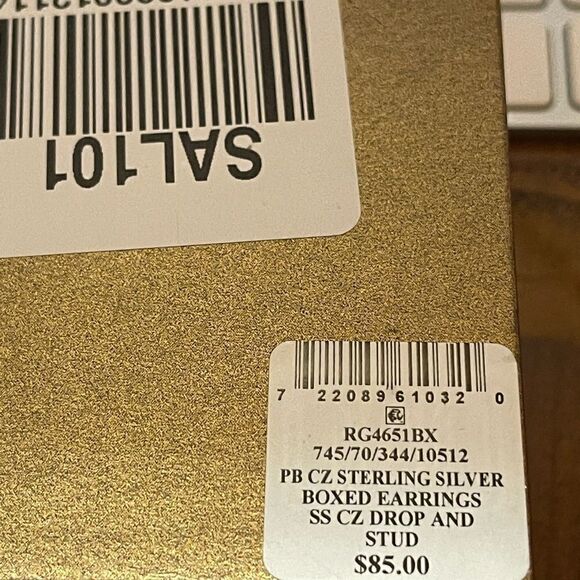 NWT Giani Bernini sterling silver cubic zirconia drop and stud earrings - Picture 10 of 11